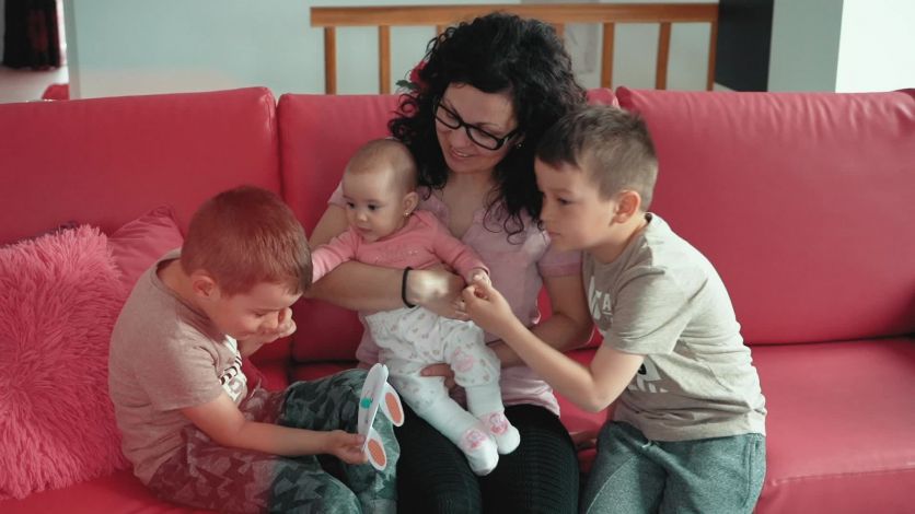 Eurotrans Alapítvány: Az alapítványunk nem csak az adatai frissítésében tud Önnek segíteni! Lehetősége van babakötvényt 👶 és anyasági támogatást igényelnie, ahogyan azt K