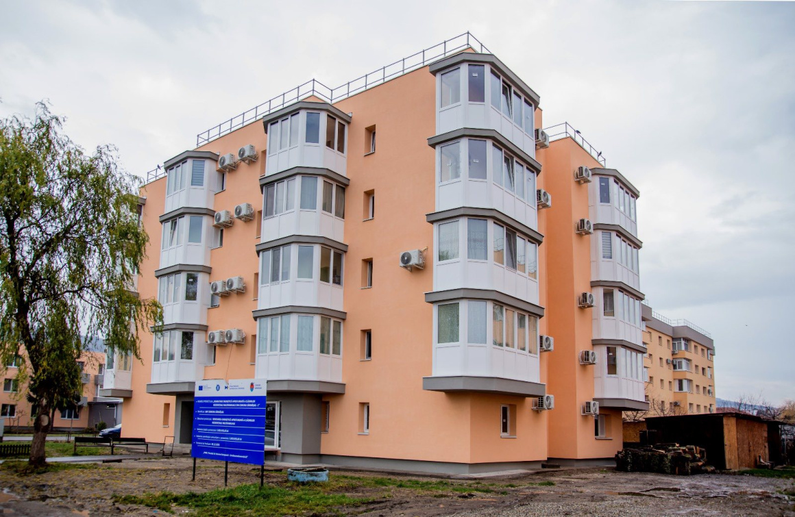 Cseke Attila: Sarmaságon a legtöbb tömbházat már hőszigeteltük