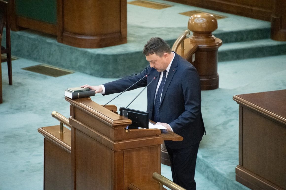 Megszavazta a szenátus: Novák Levente lett az RMDSZ új Maros megyei szenátora