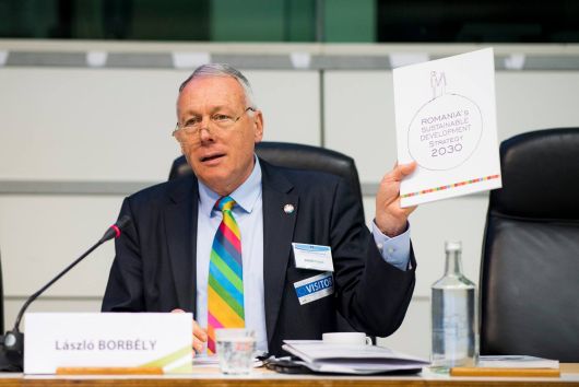 Borbély László államtanácsos a fenntartható fejlődés egyik legreprezentatívabb európai szervezetének (ESDN) alelnöke Borbély László államtanácsos a fenntartható fejlődés egyik legreprezentatívabb európai szervezetének (ESDN) alelnöke