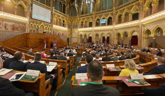 A KMKF üdvözli az RMDSZ romániai politikai élet stabilizálásában betöltött felelősségteljes szerepét A KMKF üdvözli az RMDSZ romániai politikai élet stabilizálásában betöltött felelősségteljes szerepét