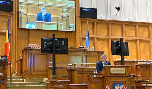 Jogunk van megtorlás nélkül használni nemzeti szimbólumainkat! Jogunk van megtorlás nélkül használni nemzeti szimbólumainkat!