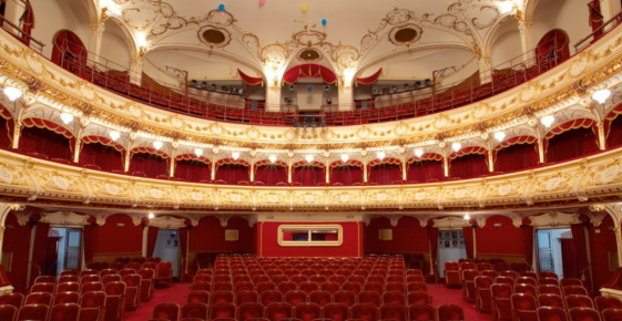 Cseke Attila: 66 önkormányzati alárendeltségben működő színháznak, operának, bábszínháznak és filharmóniának biztosítunk állami finanszírozást 