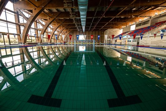 A marosvásárhelyi olimpiai úszómedence ad otthont a Reménység Kupa úszóversenynek