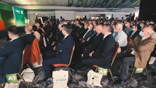 Partnerségre van szüksége a romániai magyaroknak