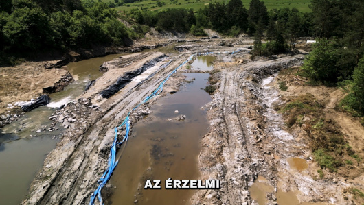 Parajdon most nagy a baj, és a helyiek reményvesztettek. Mutasd meg, hogy nincsenek egyedül, segíts nekik talpraállni! Parajdon most nagy a baj, és a helyiek reményvesztettek. Mutasd meg, hogy nincsenek egyedül, segíts nekik talpraállni!