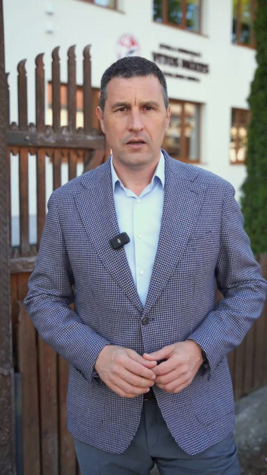 Menjünk szavazni, ne hagyjuk, hogy felelőtlen ígérgetésekkel és agresszivitással a magyarellenesek győzzenek! Menjünk szavazni, ne hagyjuk, hogy felelőtlen ígérgetésekkel és agresszivitással a magyarellenesek győzzenek!