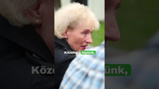 Minden nap az emberek között.  Minden nap az emberek között.